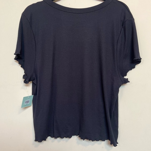 The Spring Shop Black and Gold Leopard Print Short Sleeve Top - Picture 3 of 3